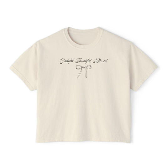 Christian Crop Tee | Grateful Thankful Blessed Ribbon Bow | Psalm 107:1 Women's T-Shirt